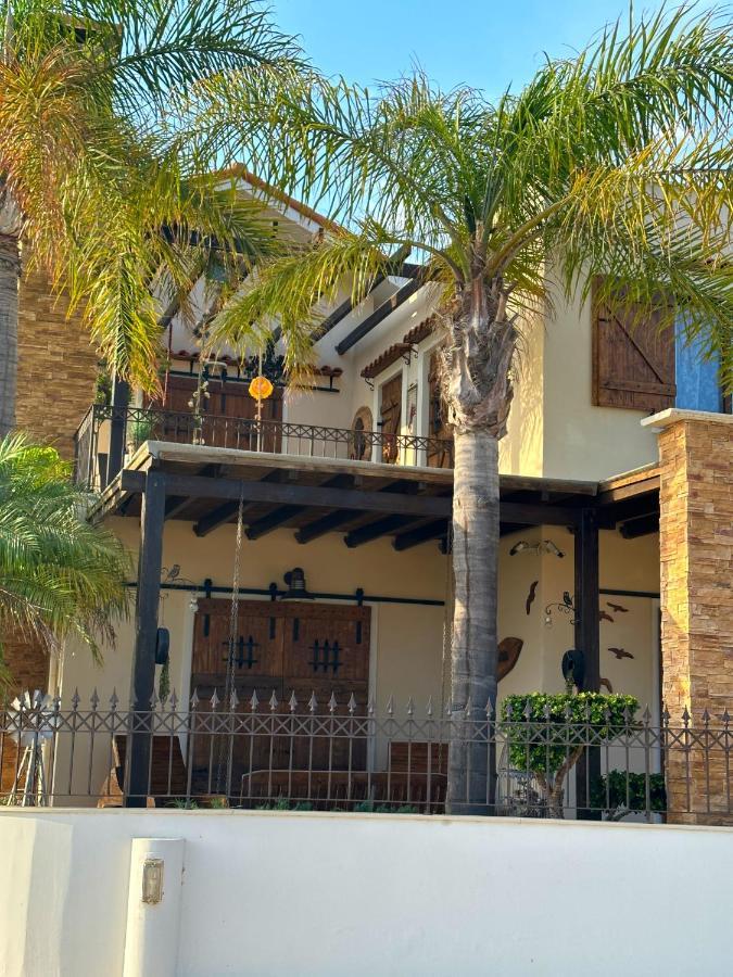 Sotira Luxury House Ferienhaus